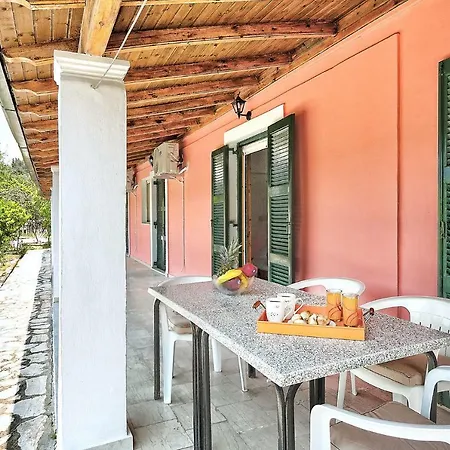 Apartment Danai *